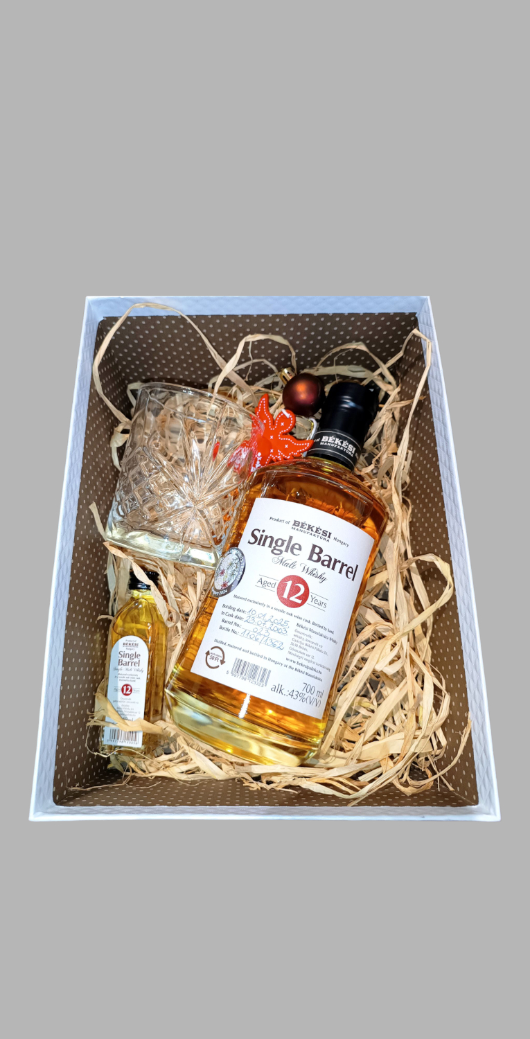 fehér - ajándékdoboz - Békési Man Whisky 0,7 L (43%)