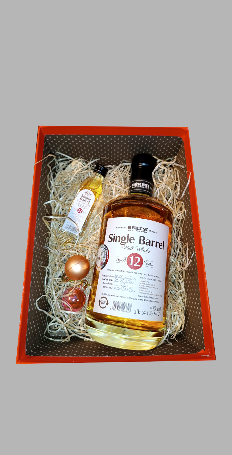 piros - ajándékdoboz - Man. whisky 0,7 L 2 (43%) piros - ajándékdoboz - Man. whisky 0,7 L 2 (43%)